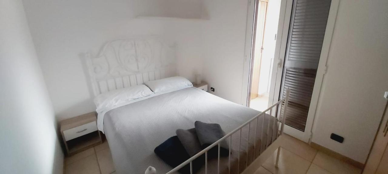 Mamo1 - Appartamento In Pieno Centro Citta Bari Luaran gambar
