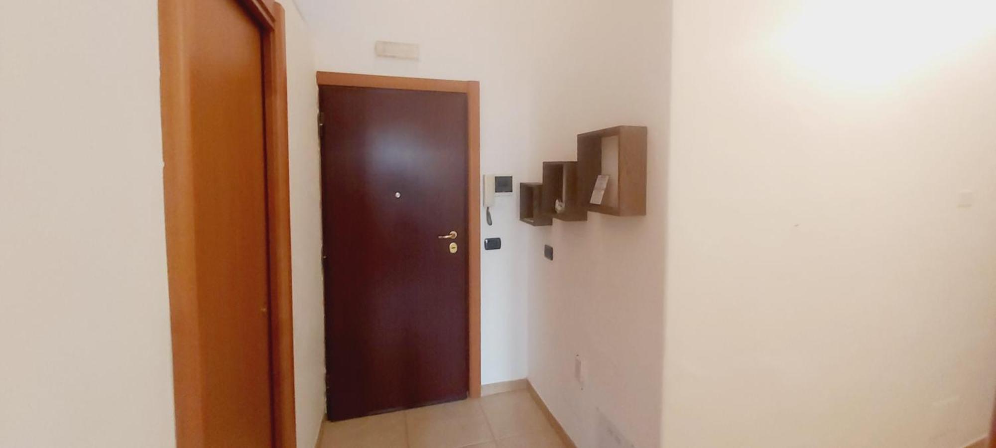 Mamo1 - Appartamento In Pieno Centro Citta Bari Luaran gambar
